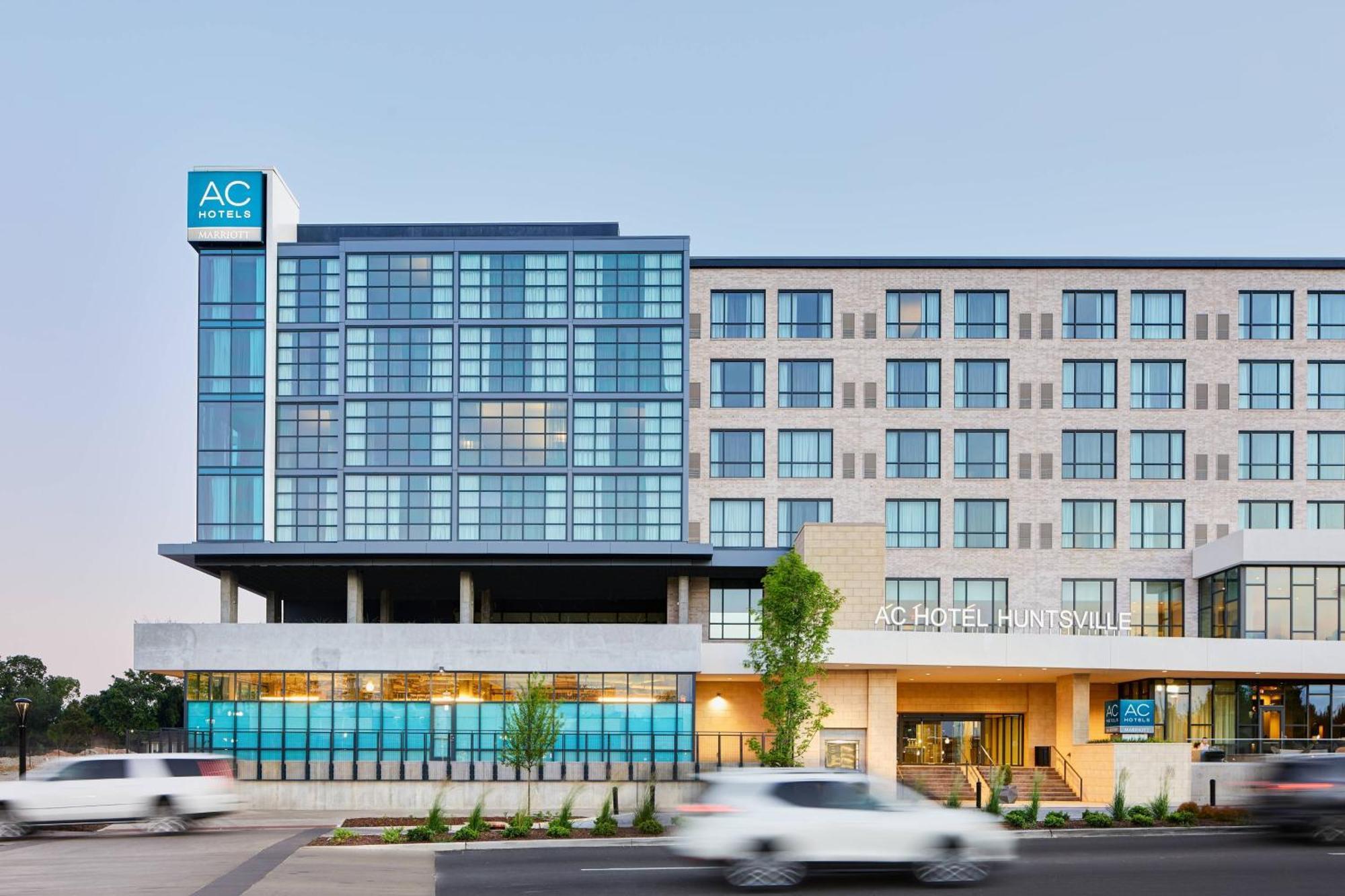 Ac Hotel By Marriott Huntsville Downtown Екстериор снимка